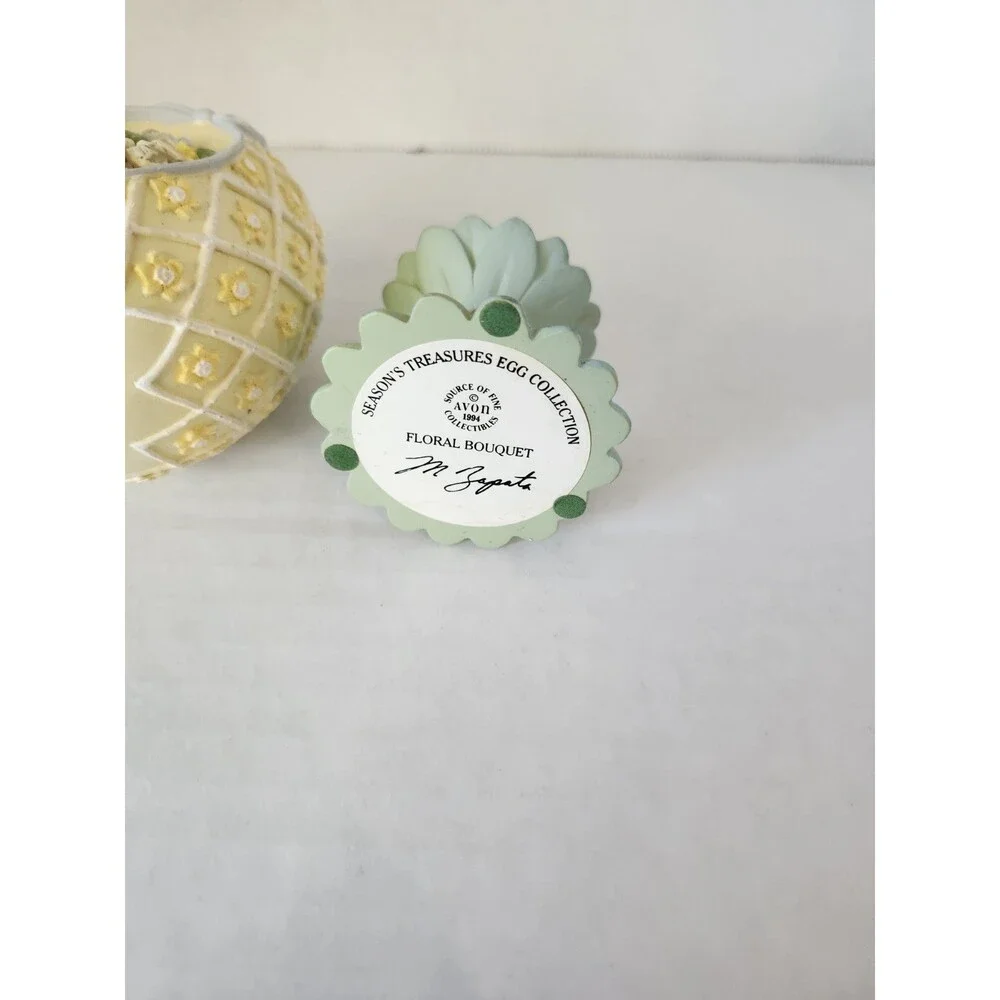 Vintage Avon 1994 Season's Treasure Egg Collection Floral Bouquet